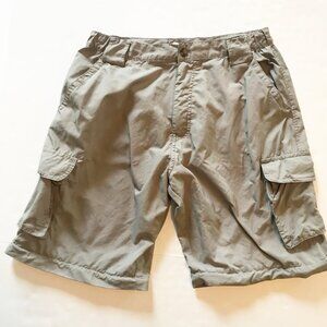 DAKOTA GRIZZLY Nylon Cargo Outdoor Hiking Lightweight Khaki Shorts Mens Small